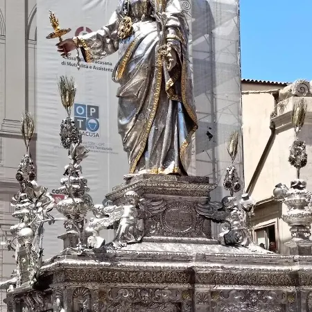 Casa Ierone L'etneo سيراكوزا